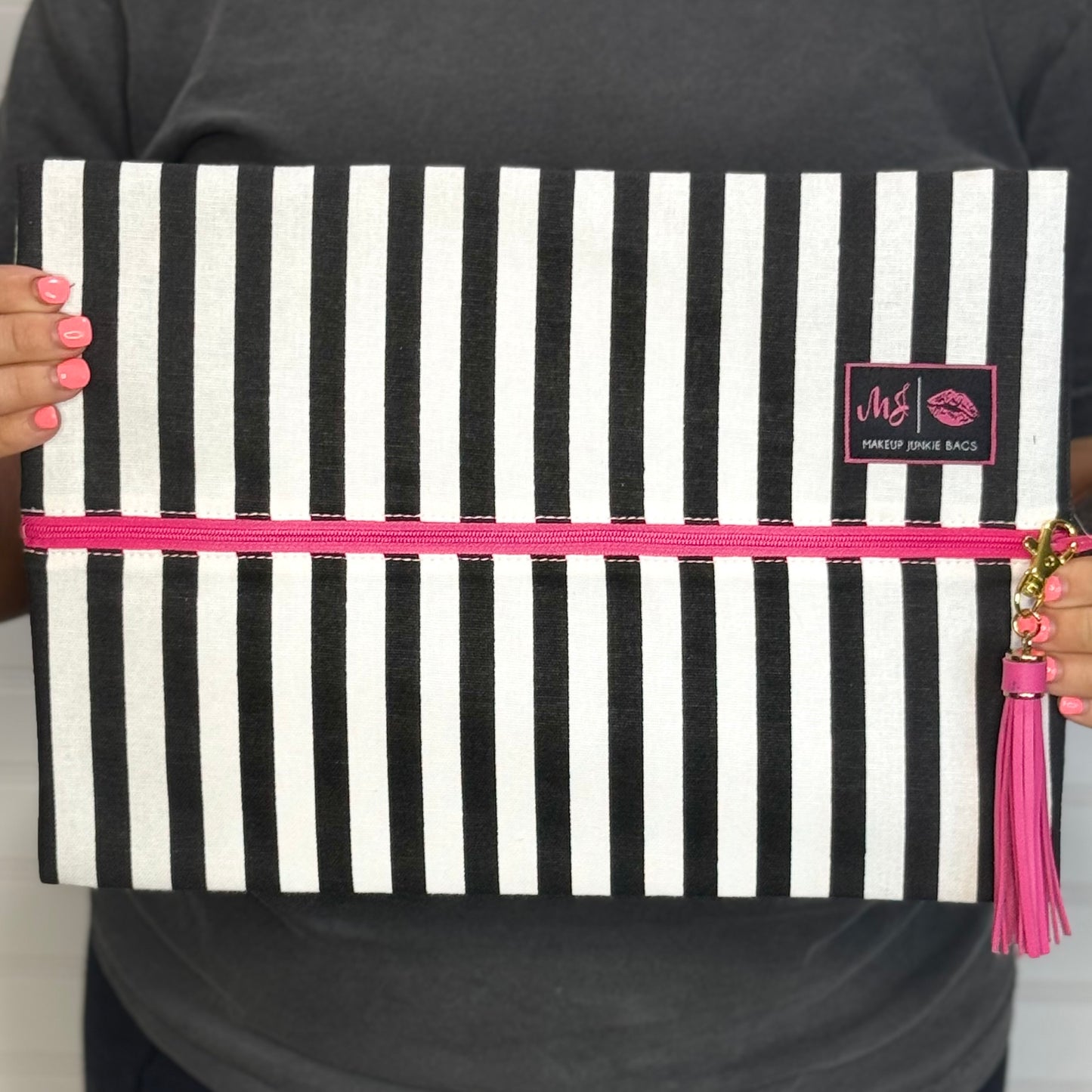 Glam Stripe ~ Pink Zipper